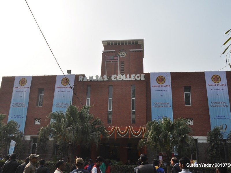 Ramjas College Logo