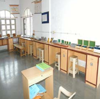 AY Dadabhai Technical Institute Logo
